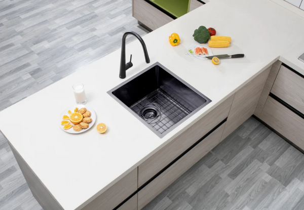 Select 390 Gunmetal Black sink