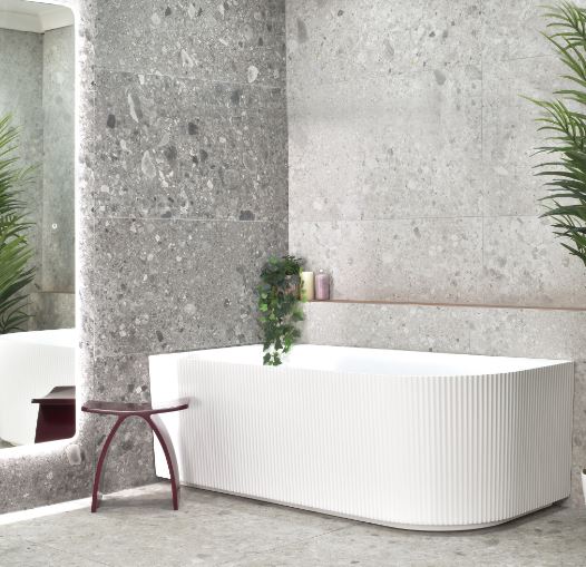 Lincoln Fluted Oval Gloss White Corner Freestanding Bath