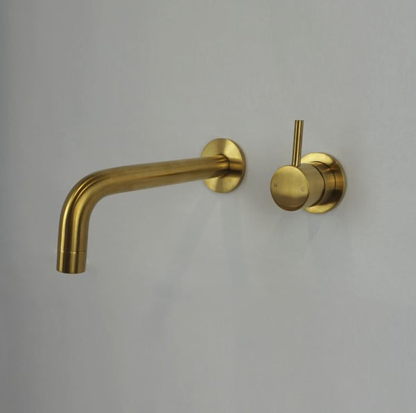 New York Wall Mixer w/ Spout