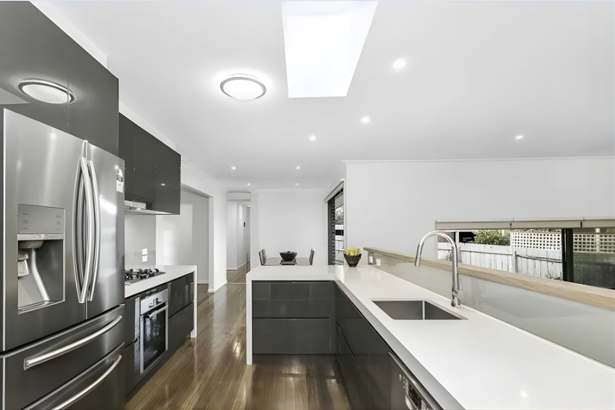 Luxury / High-End Kitchen