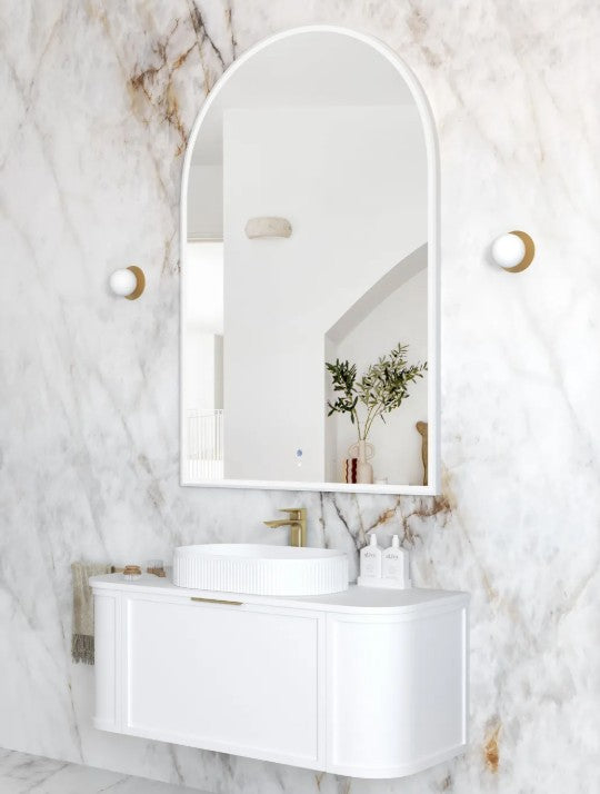 Arch 1500(H)x1000(W) Matte White Metal Frame LED Mirror